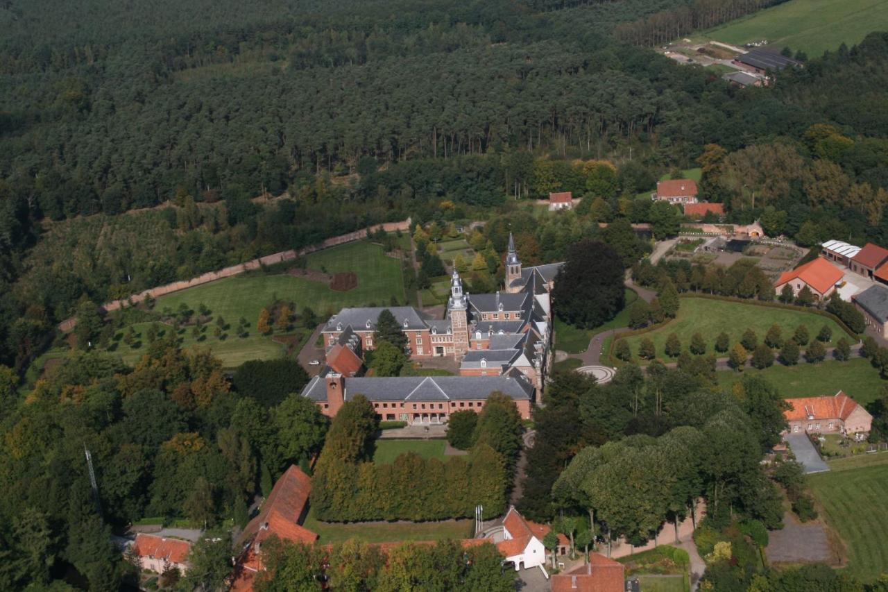 Bed and Breakfast De Vrolijcke Bosmuis Bergeijk Exteriér fotografie